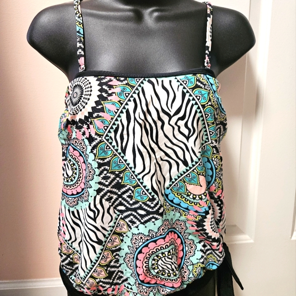 VENUS Vibrant Patterned Tankini